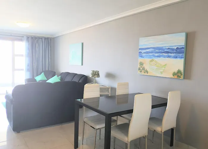 Seaside 3 Bed Unit With Views